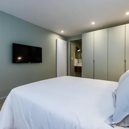 Margot Keyweek Townhouse With Terrace And Jacuzzi Close To Beaches Casa de Férias *