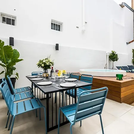 Margot Keyweek Townhouse With Terrace And Jacuzzi Close To Beaches Hébergement de vacances *