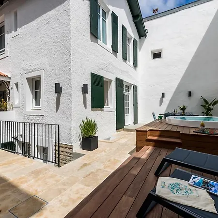 Margot Keyweek Townhouse With Terrace And Jacuzzi Close To Beaches Hébergement de vacances *